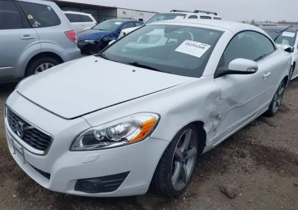 Volvo C70 cena 29900 przebieg: 69400, rok produkcji 2011 z Torzym małe 29